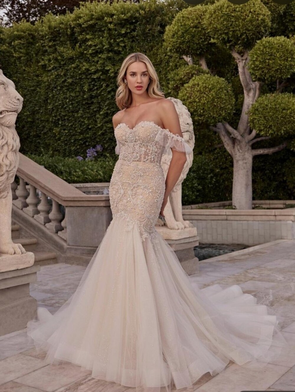 Casblanca Bridal Wedding Dress With Train